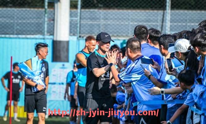 九游jiuyou-意甲与德甲所有球队标志及对比展示